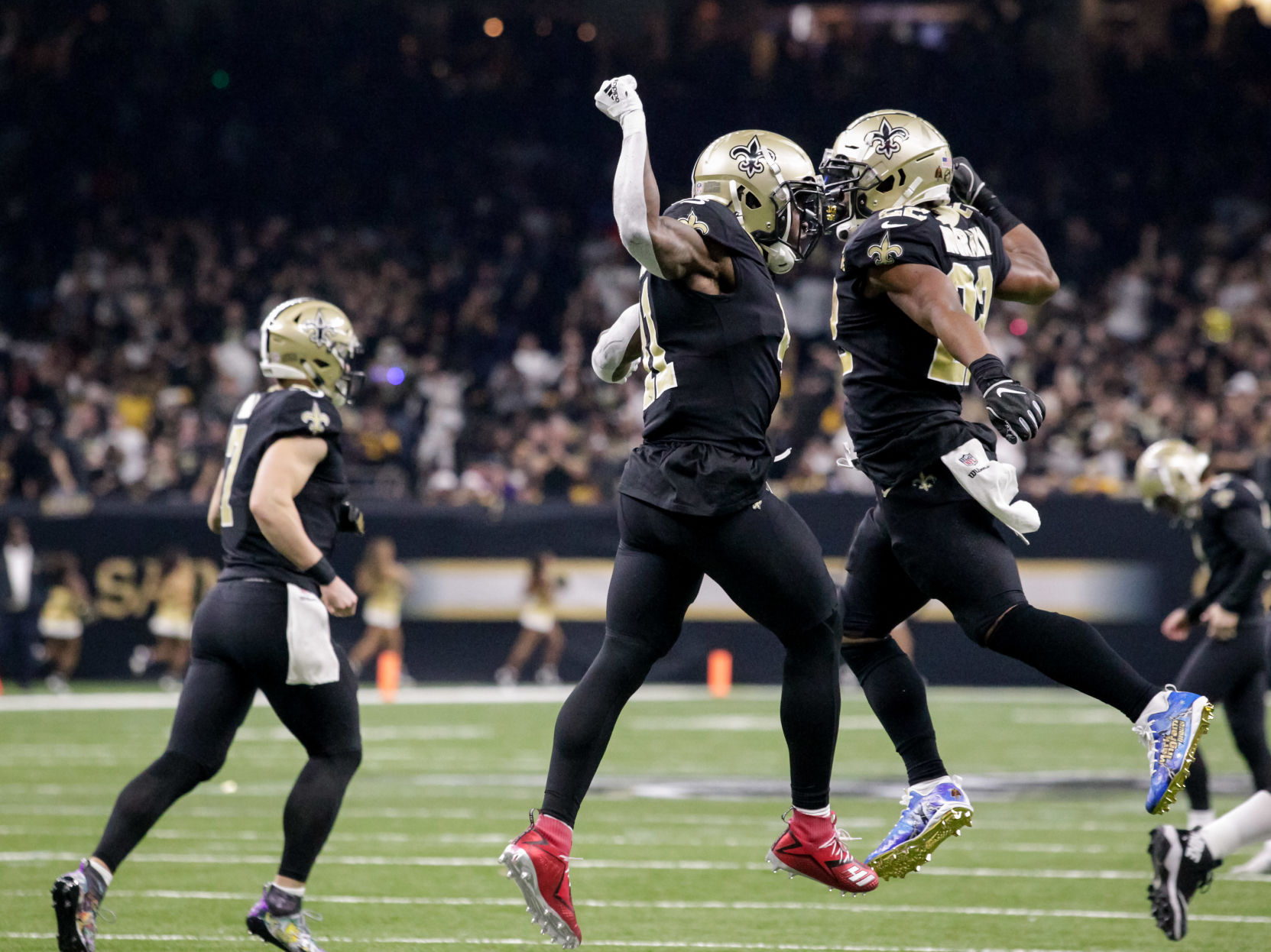 NO.saintssteelers2527.122418